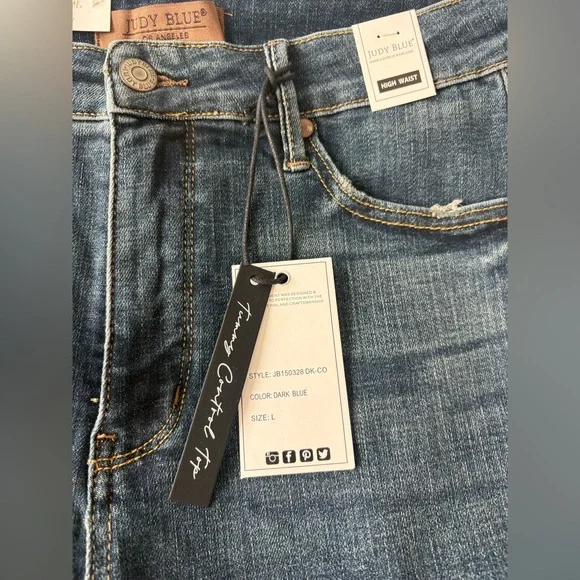 Judy Blue High Waist Tummy Control Cutoff Shorts Dark Wash Raw Hem NWT L - Picture 2 of 12